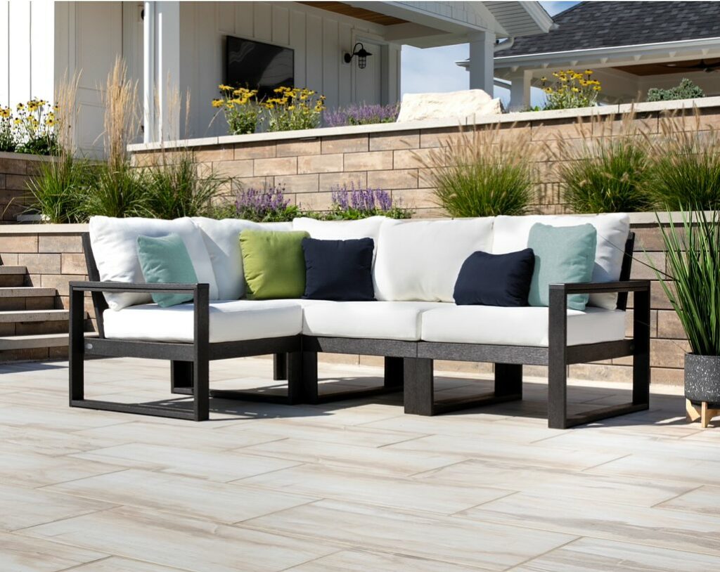Polywood Outdoor Furniture is a Snap to Clean – Just Take it Easy!
